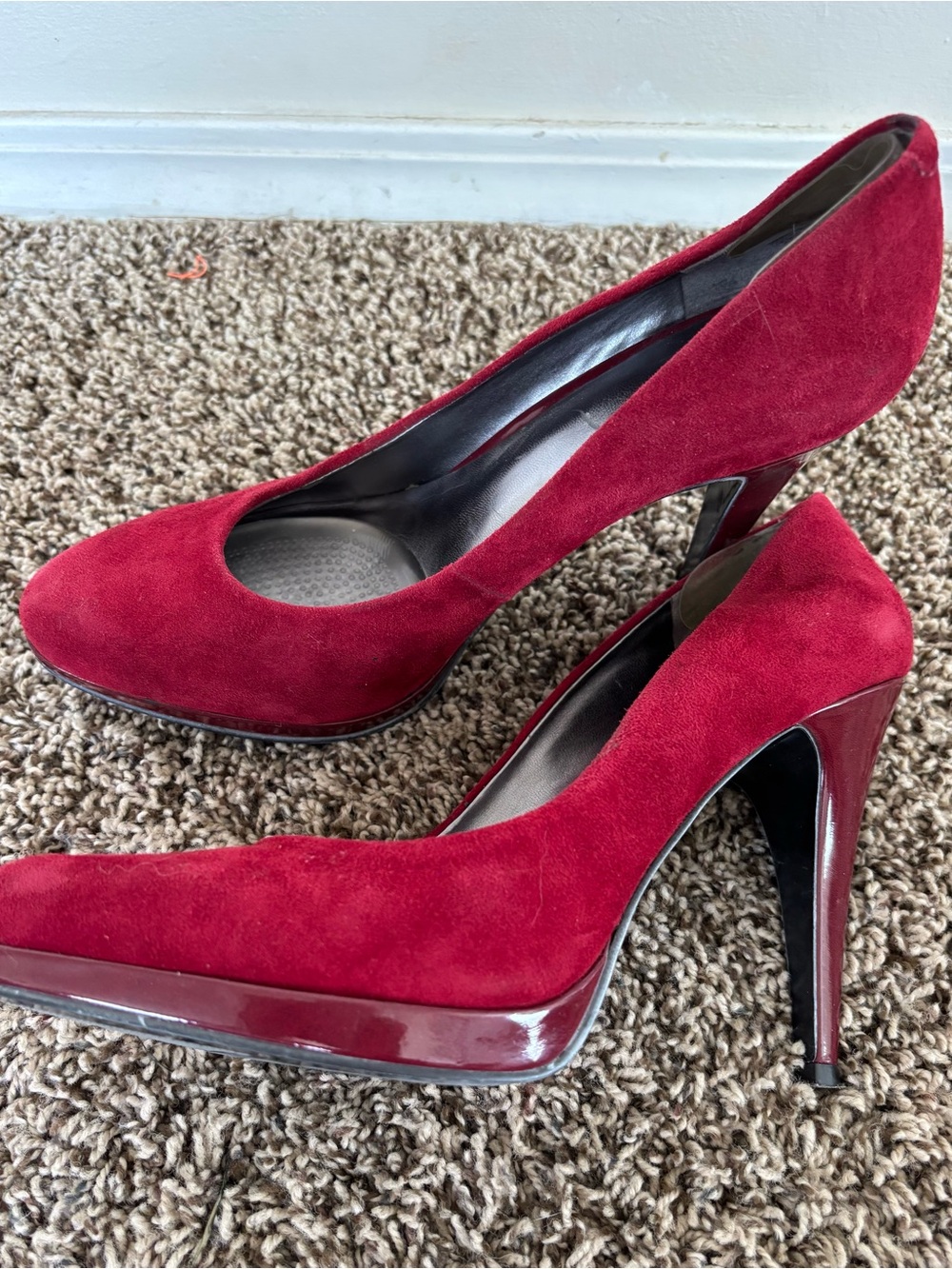 Women’s Nine West Red Suede High Heel Pumps